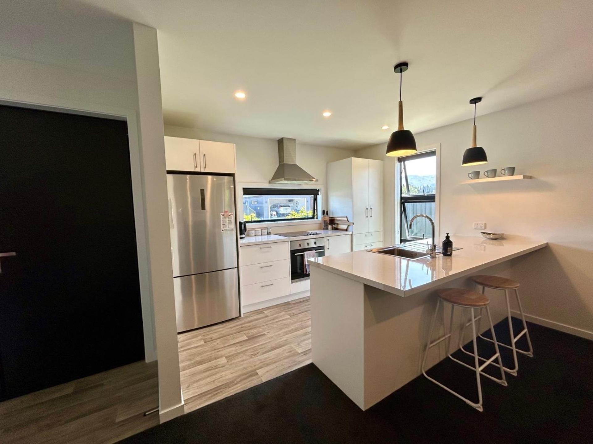 Modern Family Pad In Cromwell Villa ภายนอก รูปภาพ