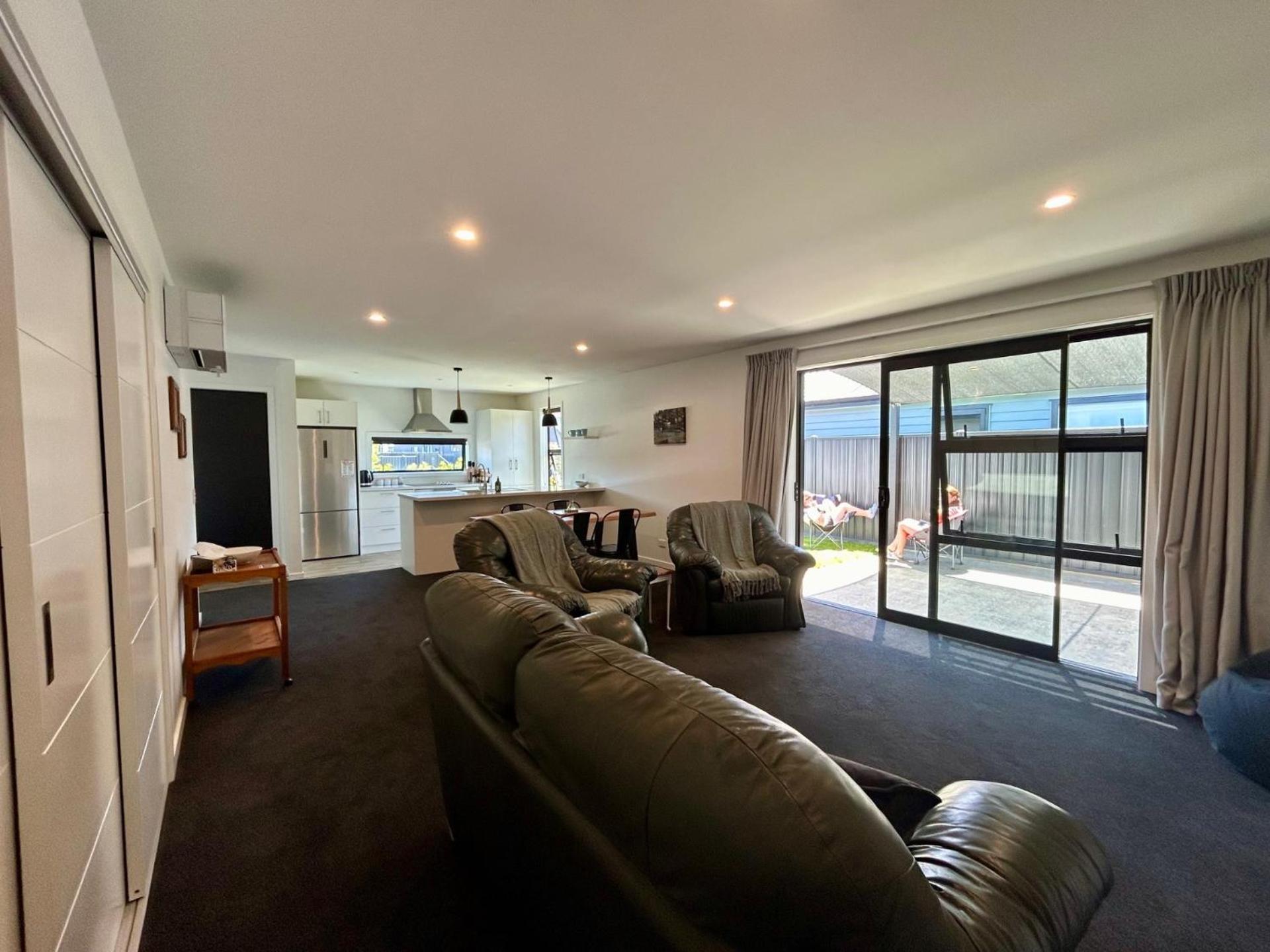 Modern Family Pad In Cromwell Villa ภายนอก รูปภาพ